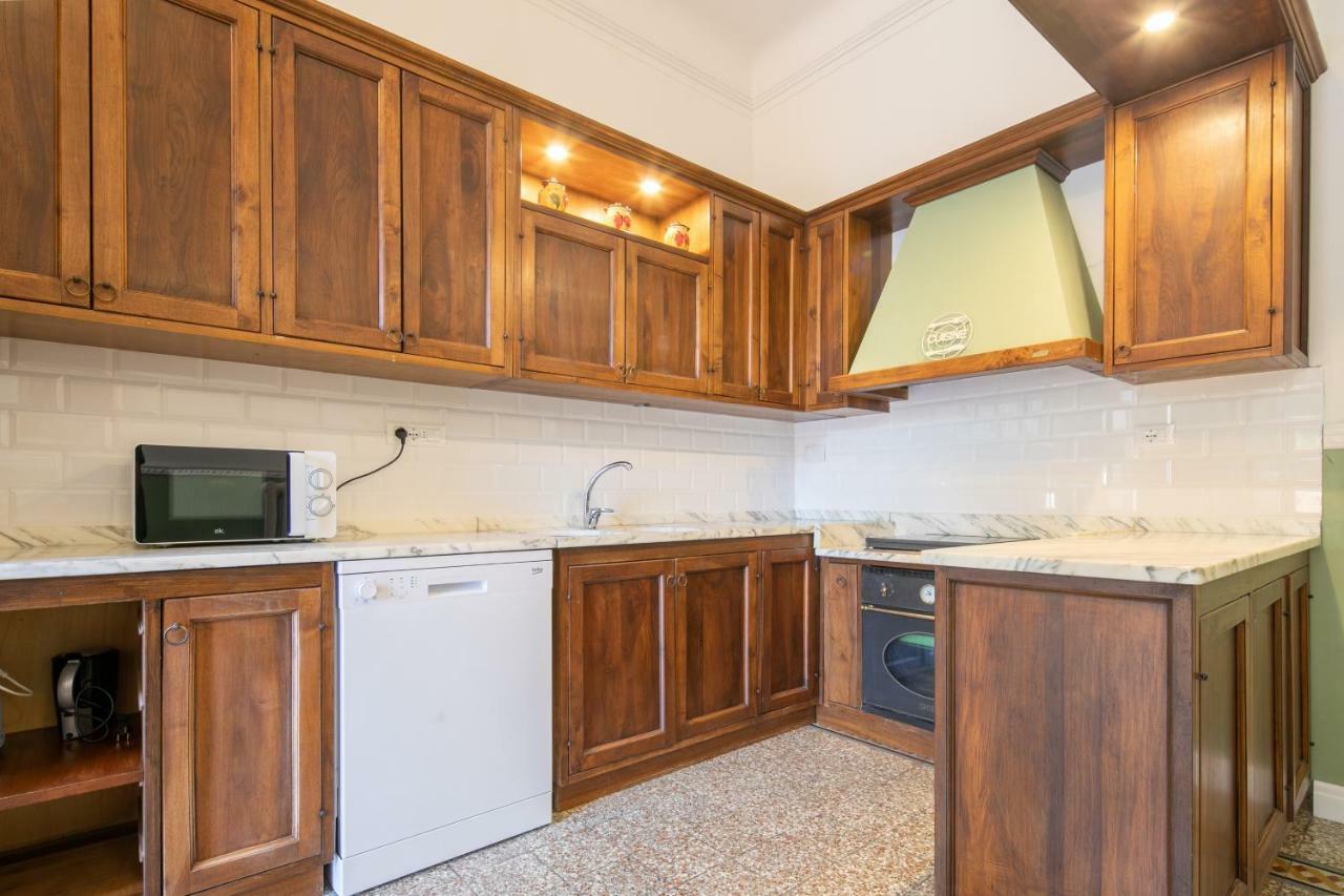 Appartement Santa Maria Novella 4 Bedrooms